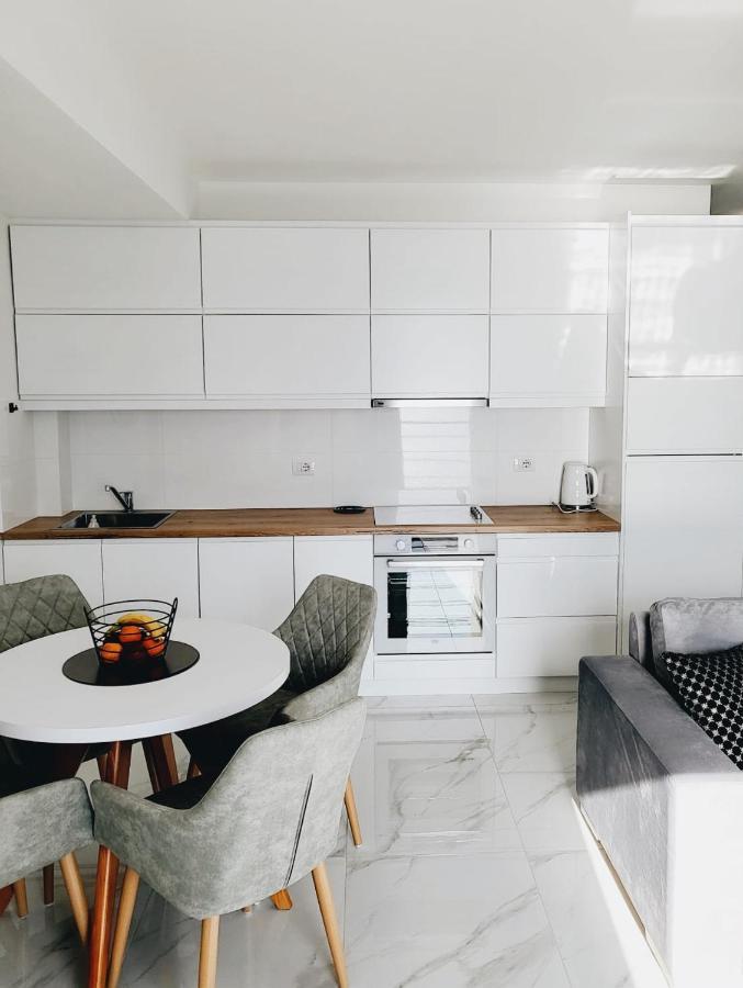 Stella Apartment ساراندا المظهر الخارجي الصورة