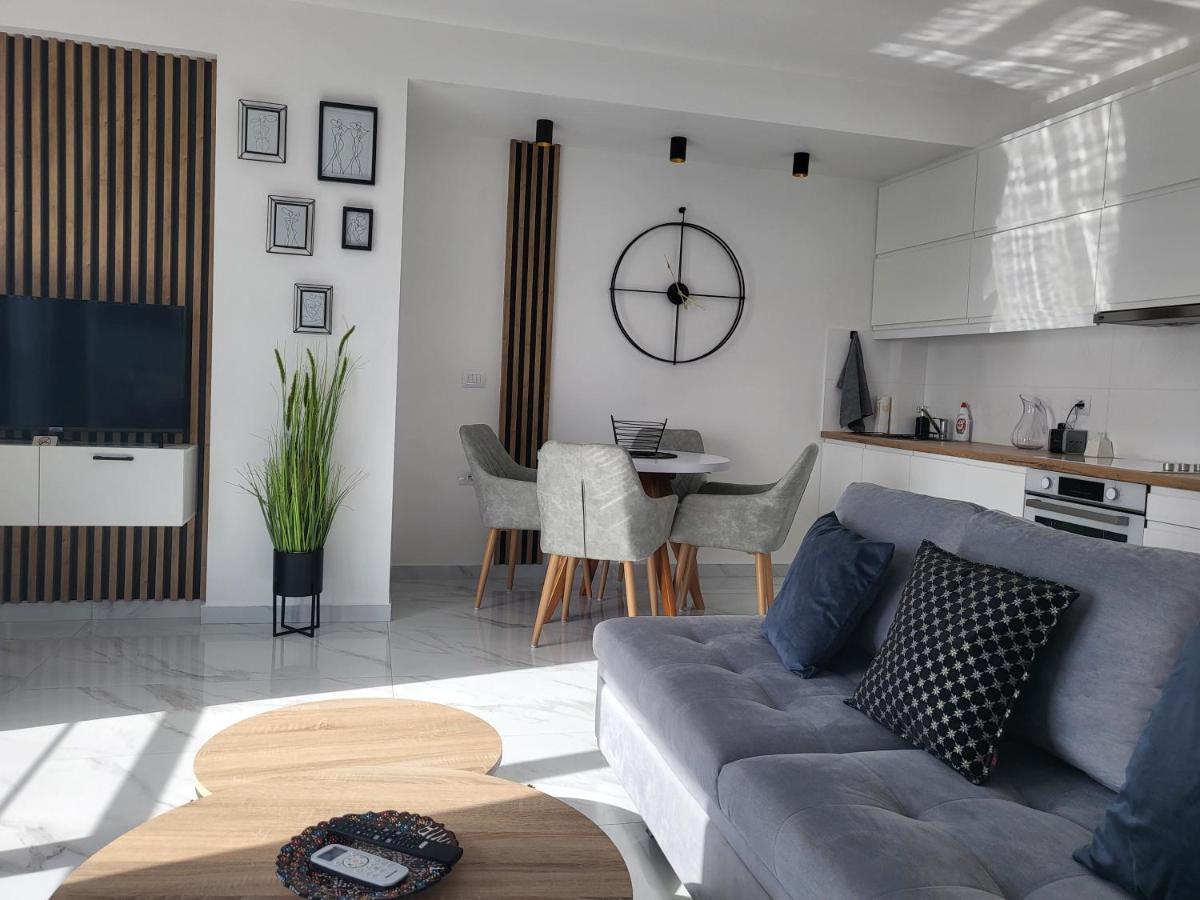 Stella Apartment ساراندا المظهر الخارجي الصورة