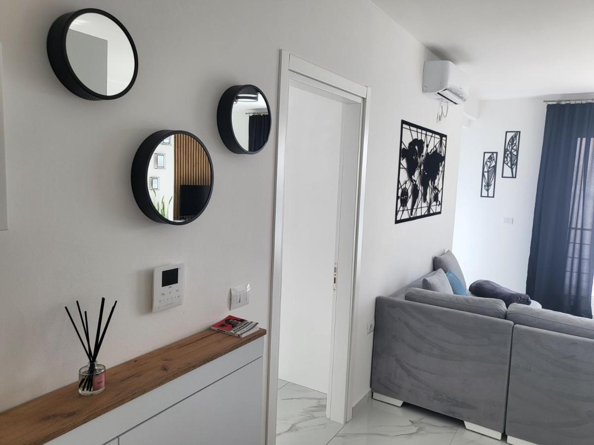 Stella Apartment ساراندا المظهر الخارجي الصورة